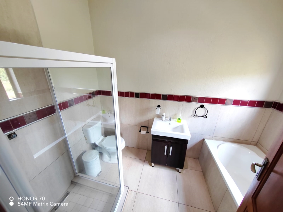 3 Bedroom Property for Sale in Hartebeesfontien AH North West